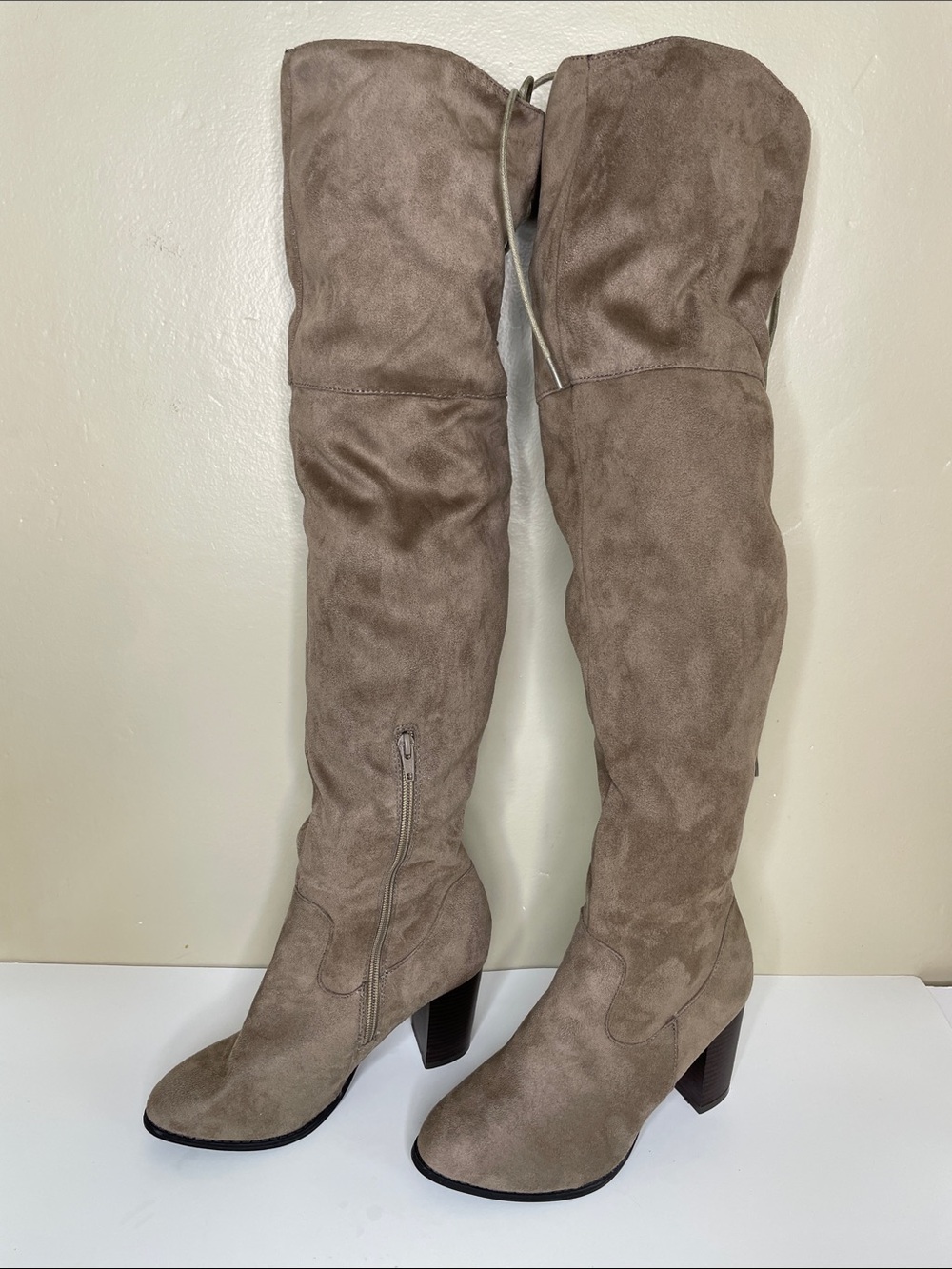 QUPID Mocha Over-the Knee Tall Faux Suede Lace Up Detai High Heel Boots NWOT 6.5